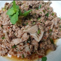 ลาบเนื้อ