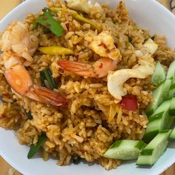 ข้าวผัดต้มยำ