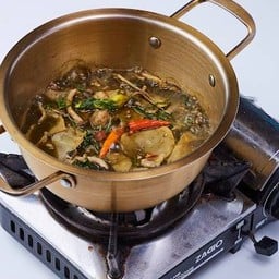 แกงเห็ดระโงกผักติ้ว