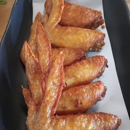 ปีกไก่ทอดใหญ่