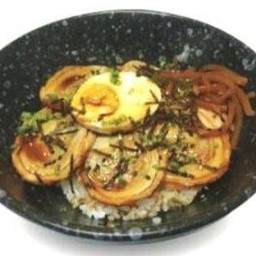 ข้าวหน้าหมูชาชู