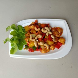 ไก่ผัดเม็ดมะม่วง