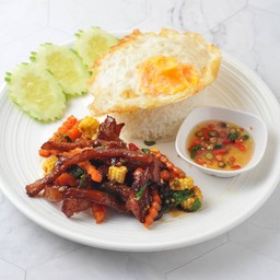 ข้าว ผัดกระเพรา