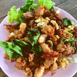 ไก่ชิ้นทอดเกลือสมุนไพร