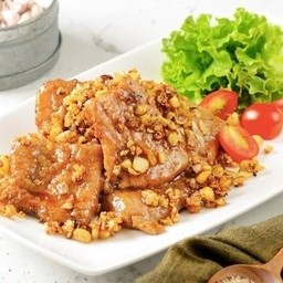 ข้าวหมูกระเทียม