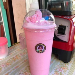 นมชมพูปั่นนมสด