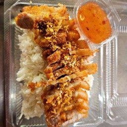 ข้าวสามชั้นทอด