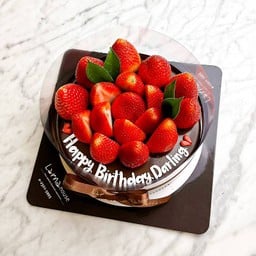 Strawberry Vegan cake 1pound