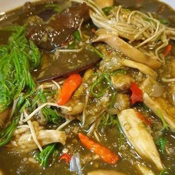 แกงเห็ดรวม