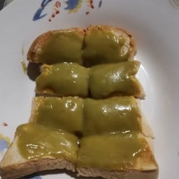กินปังไหม! ขนมปังปิ้งเตาถ่านByออย