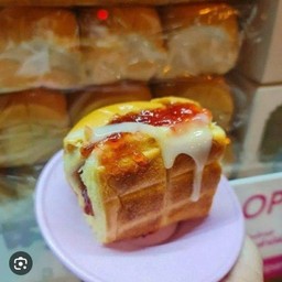 ปังปิงไส้ทะลัก แยมสตอร์เบอร์รี่