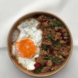 ร้านนั้น กะเพราไข่ข้น (Kaphrao RanNan)