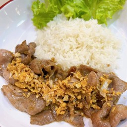 ข้าวเนื้อโคขุนกระเทียม