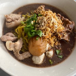 ก๋วยเตี๋ยวหมูน้ำตก