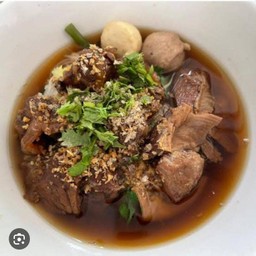 เตี๋ยวหมูตุ๋น ยกซด