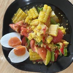 ตำข้าวโพด-ไข่เค็ม