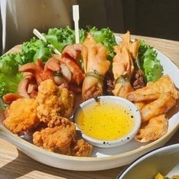 รวมทอด (Mix fried)