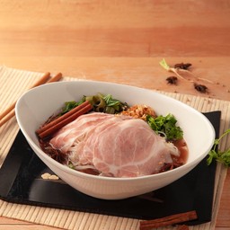 Boat Noodles with Kurobuta Pork : ก๋วยเตี๋ยวเรือหมูคุโรบุตะ