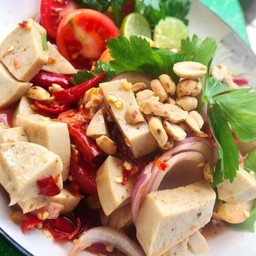 ยำหมูยอ