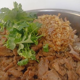 หมูกระเทียมเป็นกับข้าว