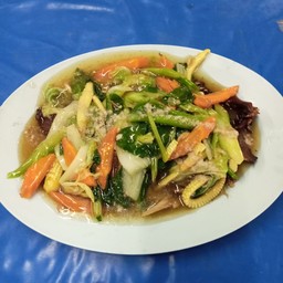 เป็ดอบยอดผัก