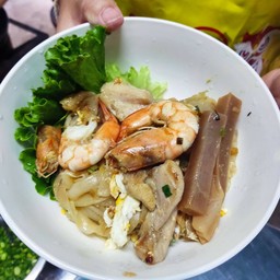 บะหมี่คอหมูย่างท้ายซอย เยาวราช