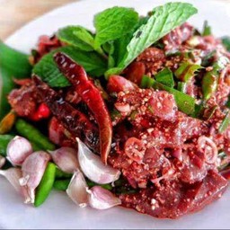 ร้านคาวหวาน by เซฟอ้วน Lod Chong behind Wat Thung