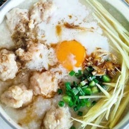 โจ๊ก ข้าวต้ม ต้มจืด ครัวฐิกา ร้านโจ๊กตลาดเช้า หน้าสโมสรทหารอากาศ (สีกัน)