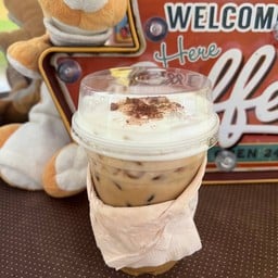 The seasons cafe สกลนคร