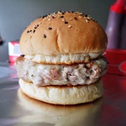 B-BURGER ลดราคาพิเศษ