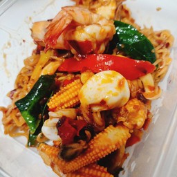 มาม่าแซ่บแห้งทะเล