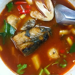 ต้มยำปลากระป๋อง