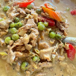 แกงหมูมะเขือพวง