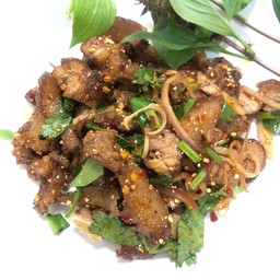 น้ำตก คอหมูย่าง