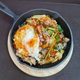 สุกี้แห้งเนื้อออสเตเลียกระทะร้อน