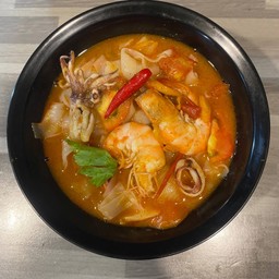 ก๋วยเตี๋ยวต้มยำทะเล