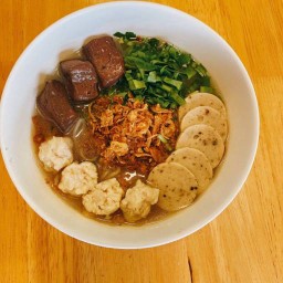 ก๋วยจั๊บญวนเส้นสด