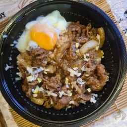 กิวด้ง M (ข้าวหน้าเนื้อนุ่ม M ไข่ออนเซ็น)