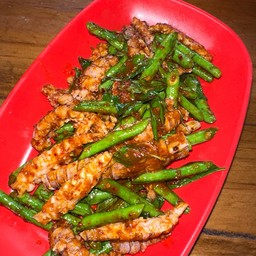 พริกแกงกั้ง กับข้าว