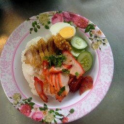 ข้าวหมูแดงหมูกรอบ