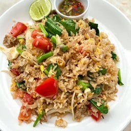 ข้าวผัดหมู