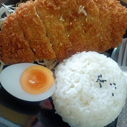 ปลาดอลลี่ราดซอสญี่ปุ่น