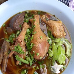 เกาเหลาไก่ตุ๋นมะระ