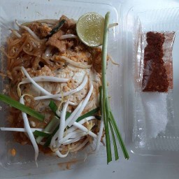 ผัดหมี่โคราช สูตรเด๊ด