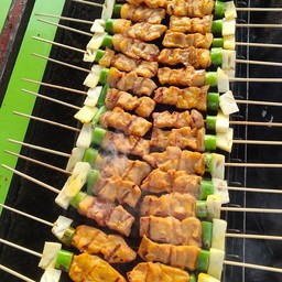 บาร์บีคิวริมคลอง