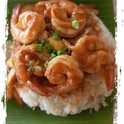 ข้าวกระเทียมกุ้ง