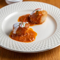 หอยเชลล์ซอสฉู่ฉี่ 2 ชิ้น