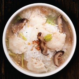 ข้าวต้มปลา ไข่ลวก