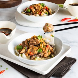 ก๋วยเตี๋ยวหลอดซี่โครงหมู