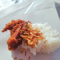 ไก่ทอดธัญญนันทน์